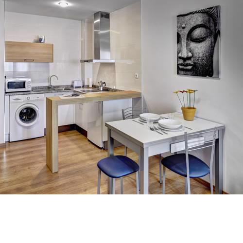 Apartamentos-Suites Los Arcos