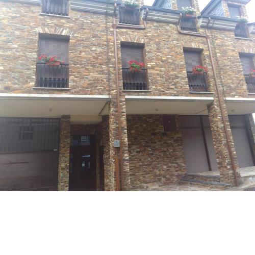 Apartamentos Taramundi Verde