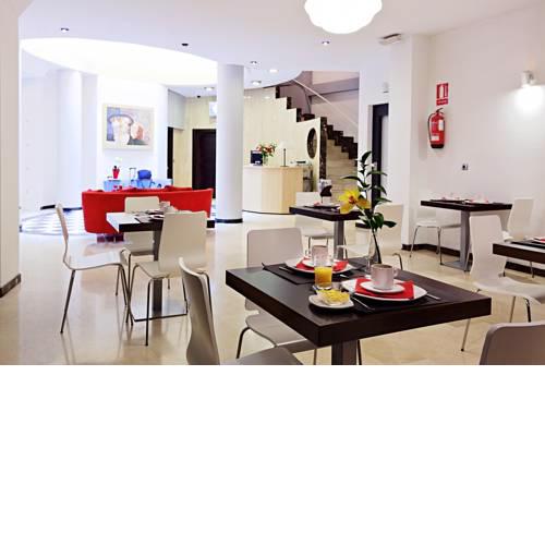 Apartamentos Turísticos Los Girasoles II