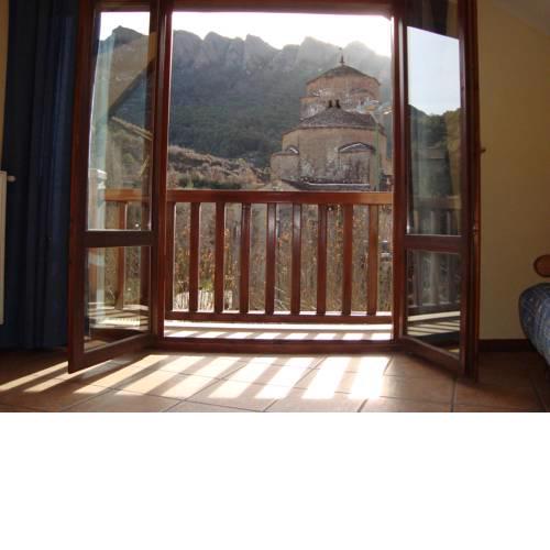 apartamentos turisticos san juan de la peña