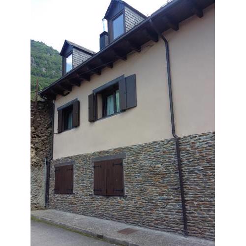 Apartamentos Vielha Les