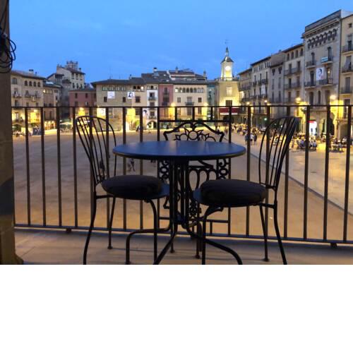 Apartaments Vicus 3 con vistas a la Plaza Mayor de Vic