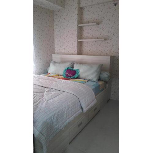 Apartement green pramuka city by Femi