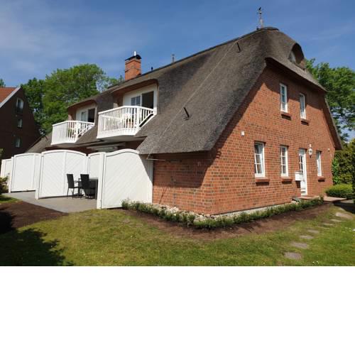 Apartement unter Reet mit Terrasse - Timmendorfer Strand