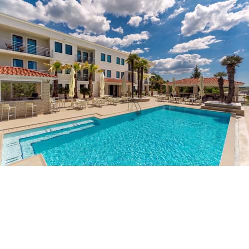 Aparthotel Adeo