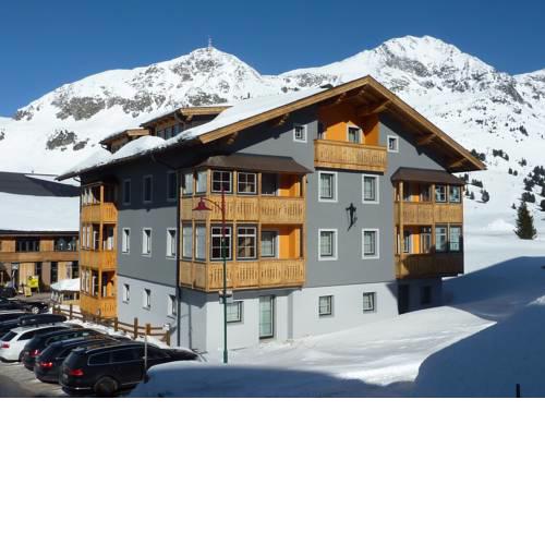 Aparthotel Bernhof
