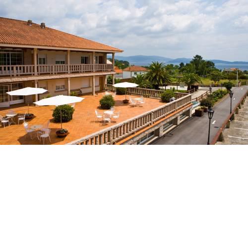 ApartHotel Punta Cabicastro
