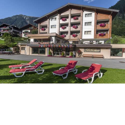 Aparthotel Tschanun Garni