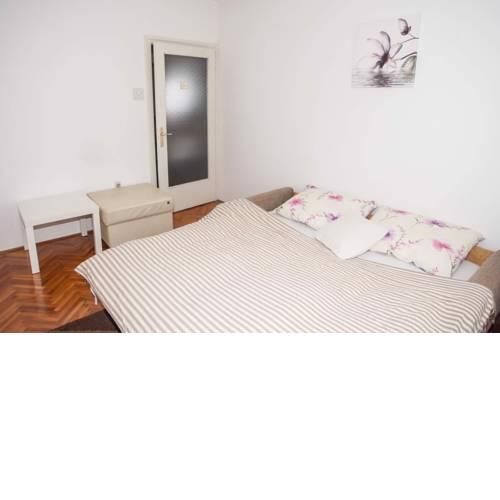 Apartman Astra 1