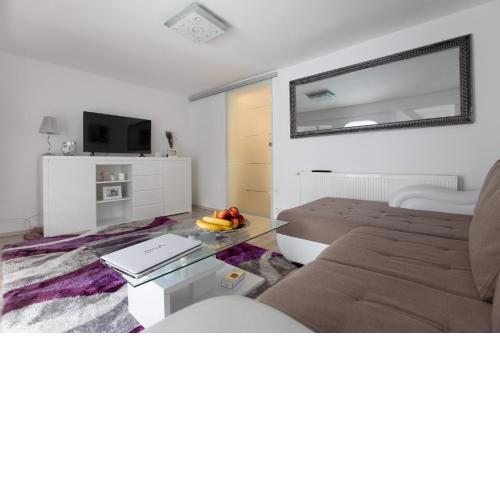 APARTMAN EVA