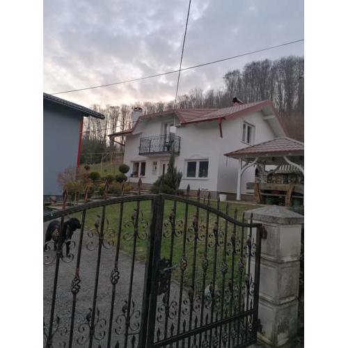 Apartman Lara