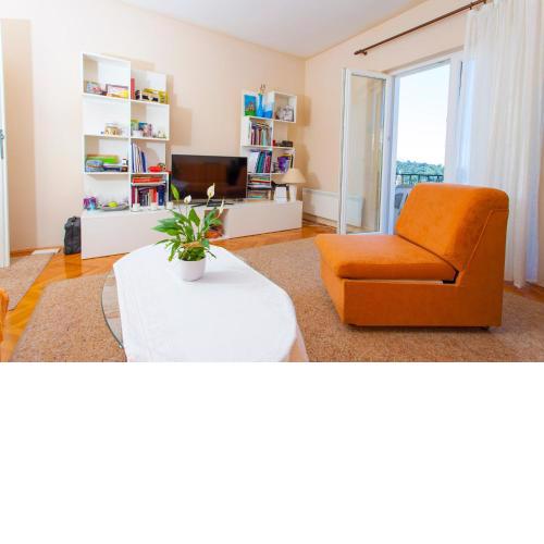 Apartman Lena