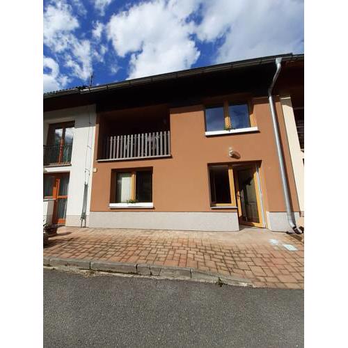 Apartmán U lesa