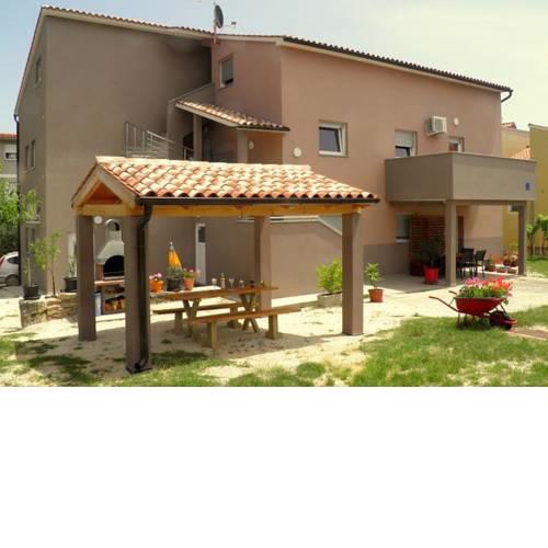 Apartmani B&B