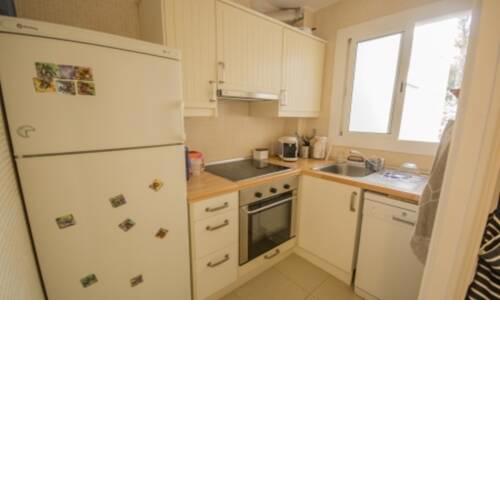 Apartment - 2 Bedrooms with Pool young people group not allowed - 04677