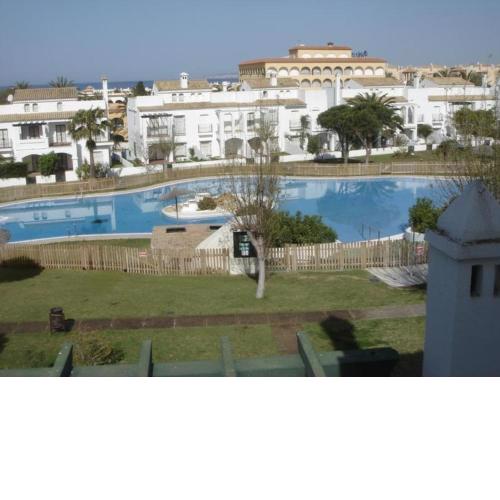Apartment - 3 Bedrooms with Pool - 03388