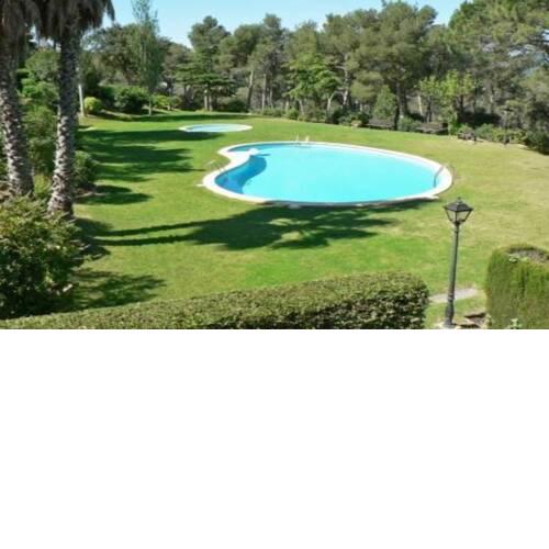 Apartment - 3 Bedrooms with Pool young people group not allowed - 04745
