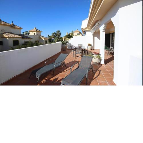 Apartment - 4 Bedrooms with Pool - 60220