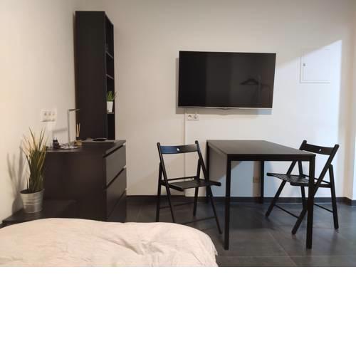 Apartment 15