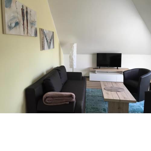 Apartment 1G