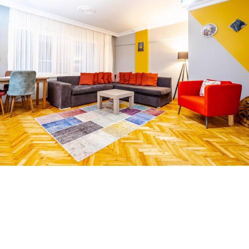 Apartment 250 m to Metro Station in Uskudar