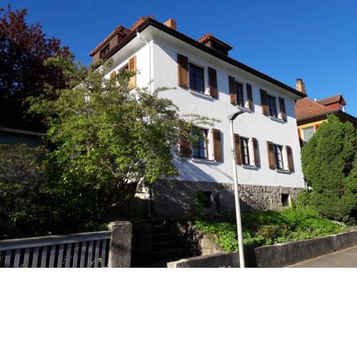 Apartment 27