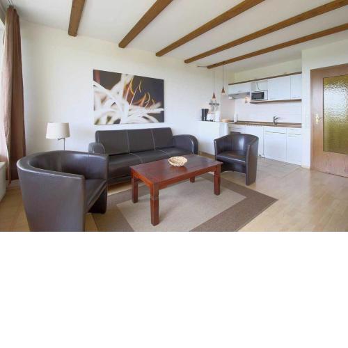 Apartment 466