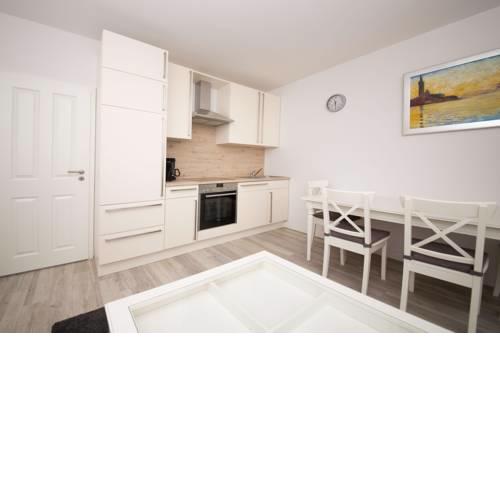 Apartment 4