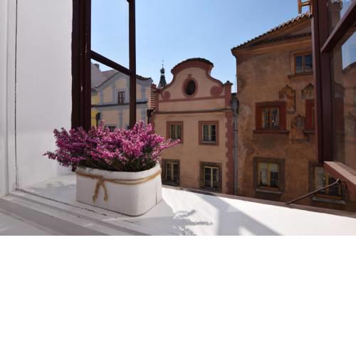 Apartment 4