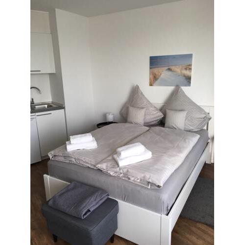 Apartment 9, OG 23