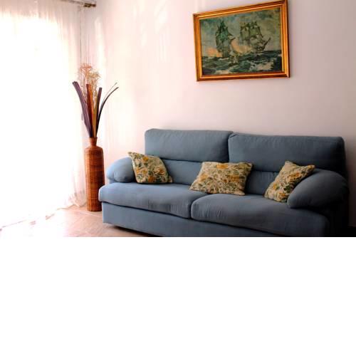 apartment a stone's throw from Santa Barbara
