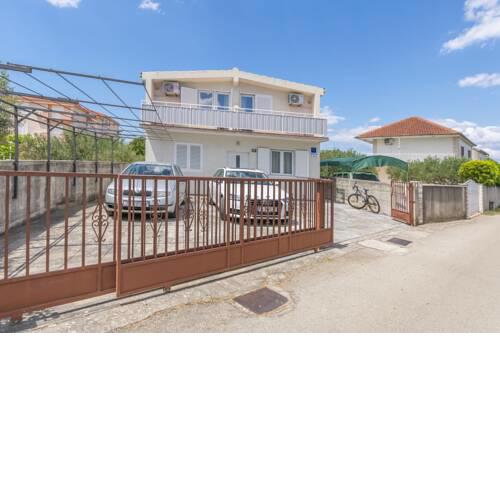 Apartment Ana
