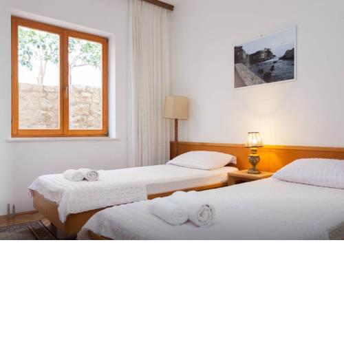 Apartment and Rooms Villa Marijo
