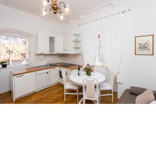 Apartment Antonikola