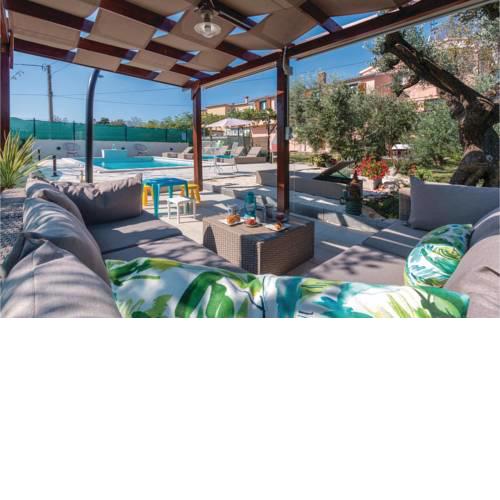 Apartment Banjole with Sea View 200