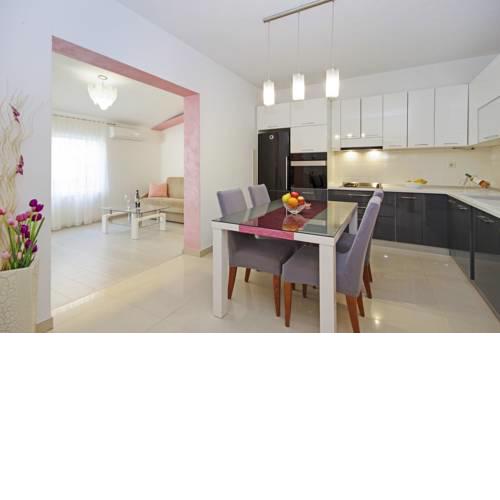 Apartment Beus