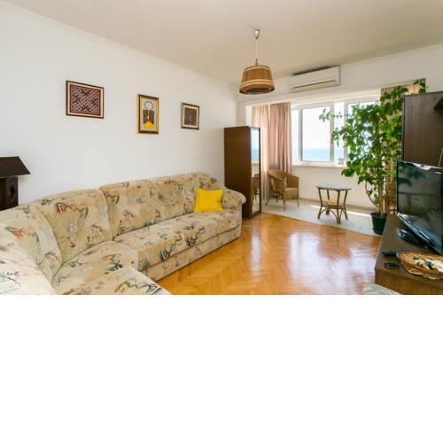 Apartment Bor