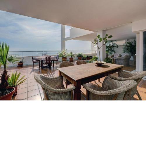 Apartment Boulevard 304