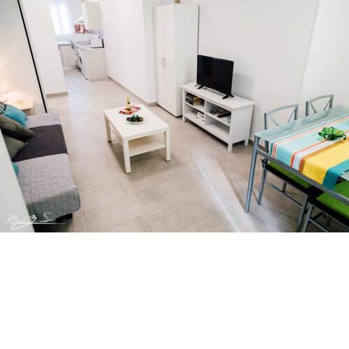 Apartment Calle Prado del Rey