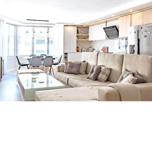 Apartment Calle Rafaela Aparicio