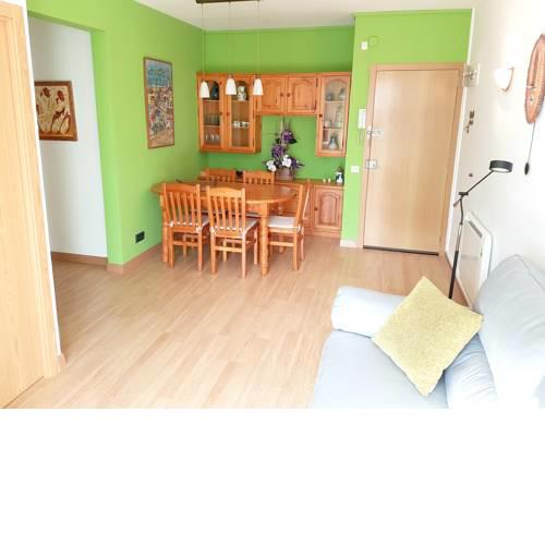 Apartment Carrer Salins 4ª Línea