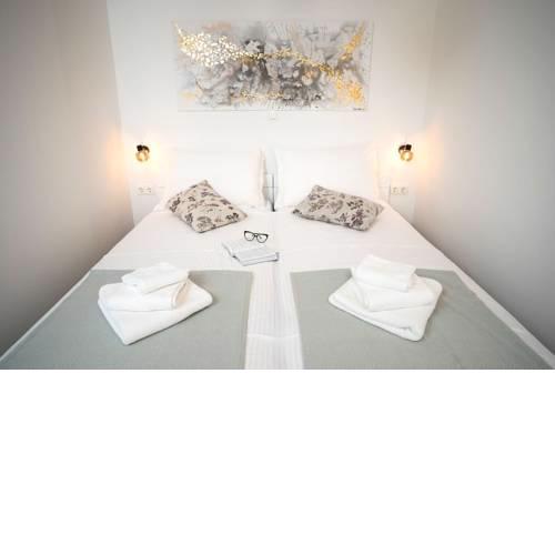 Apartment Cetto-Historic Centre