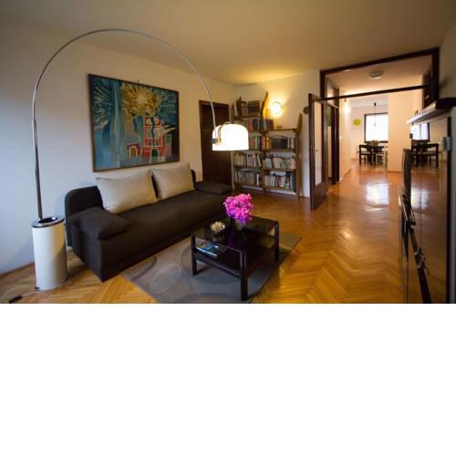 Apartment Cherry