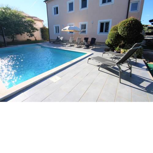 Apartment Comlex Villa Maja in Tar