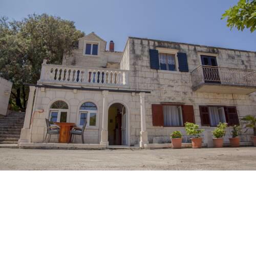 Apartment Curri