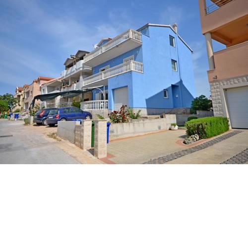 Apartment Damir
