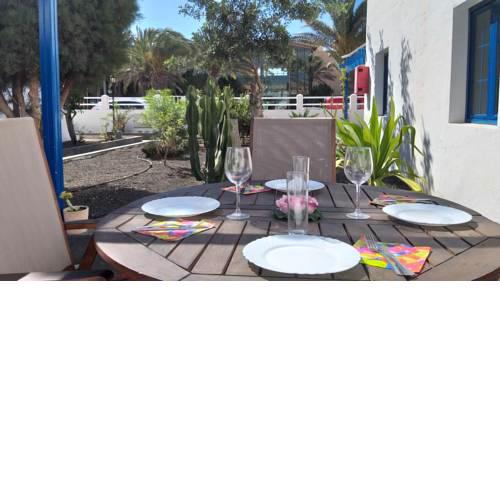 Apartment Delia Caleta de Fuste 100m beach, Barcelo