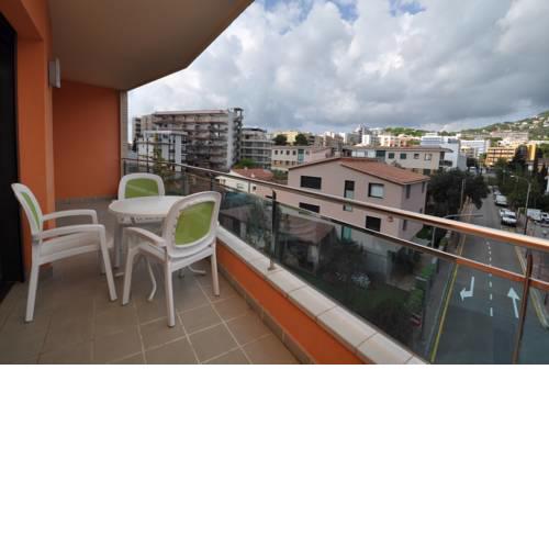 Apartment Douglas