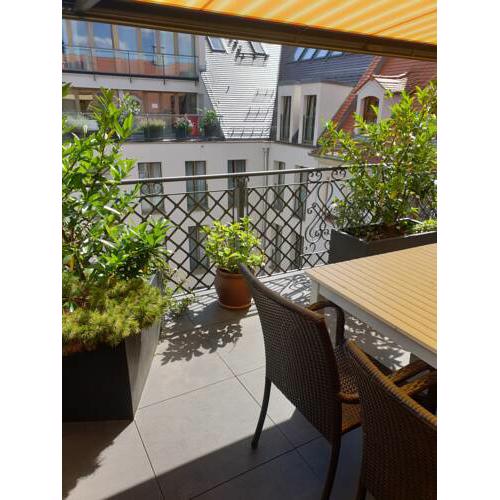 Apartment Dresden an der Frauenkirche mit großer Terrasse