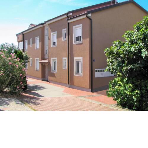 Apartment Ea-2